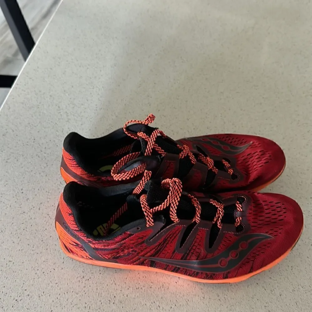 Saucony men cleats